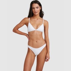 Billabong 🥥 White Tri Top x Tropic Bottoms Bikini Set 👙🫧🏝🐳☀️🏄🏼♀️